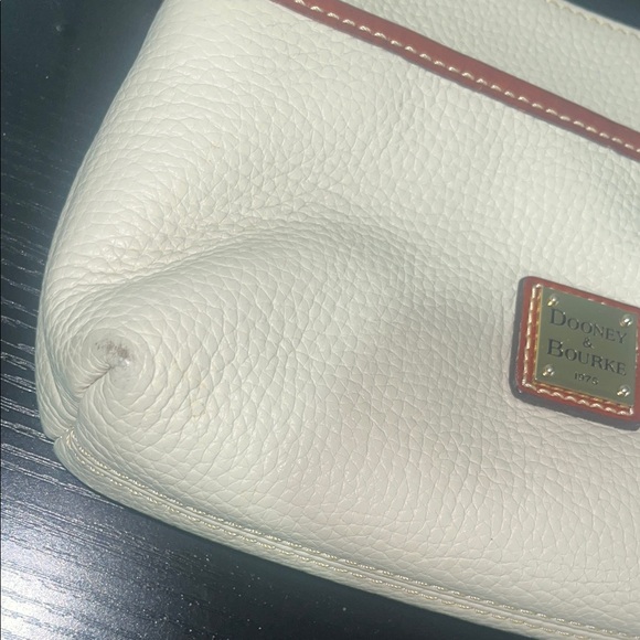 Dooney & Bourke 2piece clutch and coin purse - Picture 5 of 16